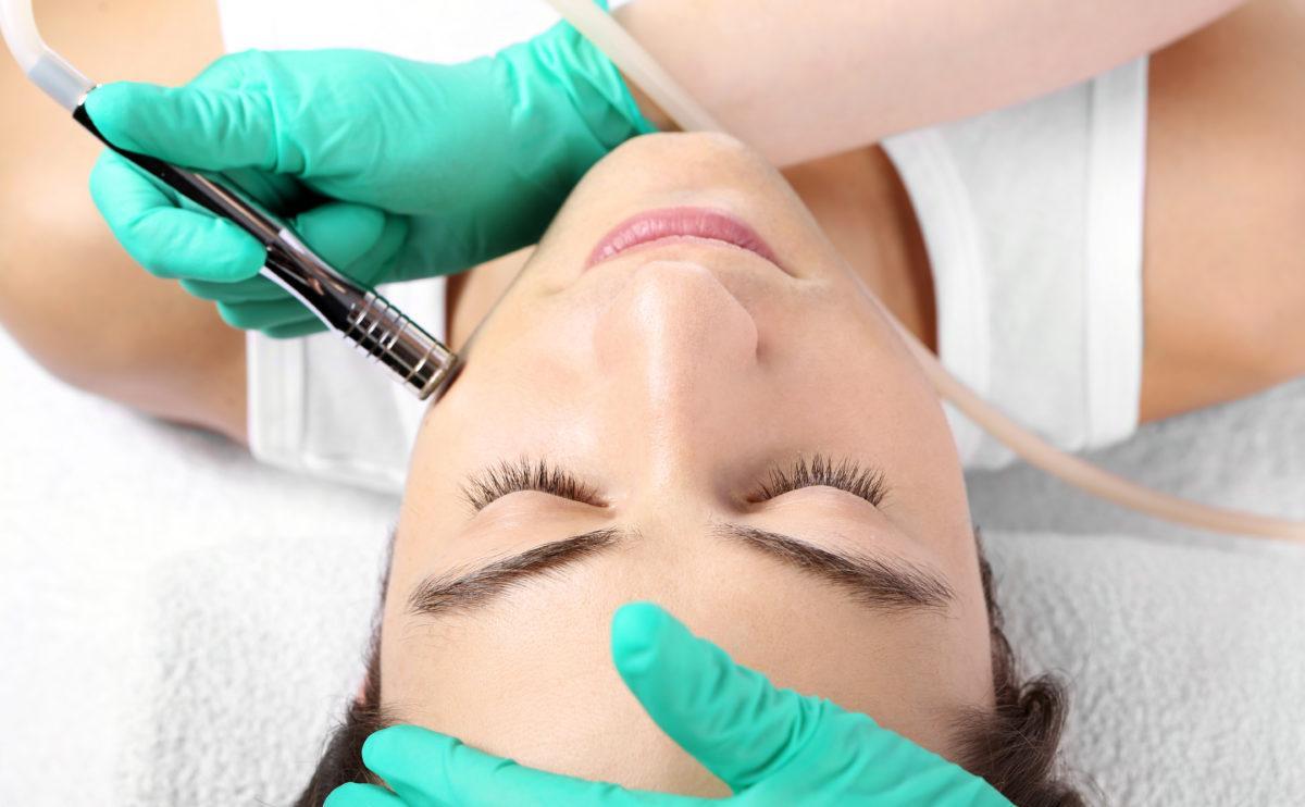 Men Microdermabrasion Treatment men microdermabrasion treatment e1521584866431